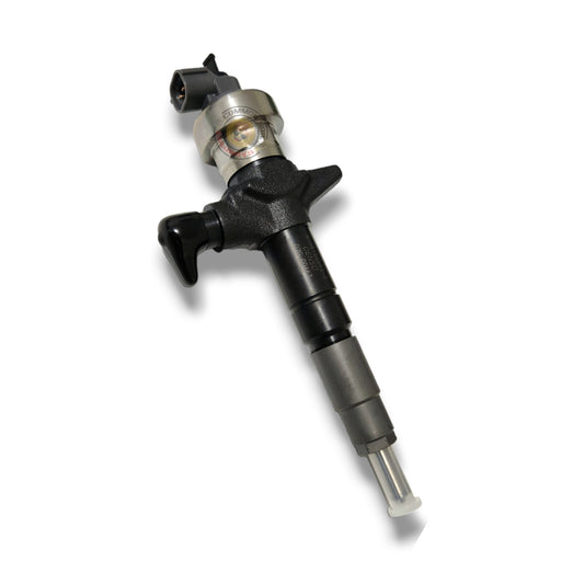 Denso Isuzu D-MAX 4JJ1 injector for 2012-2016 pre-DPF models, showing a close-up of the fuel injector component.