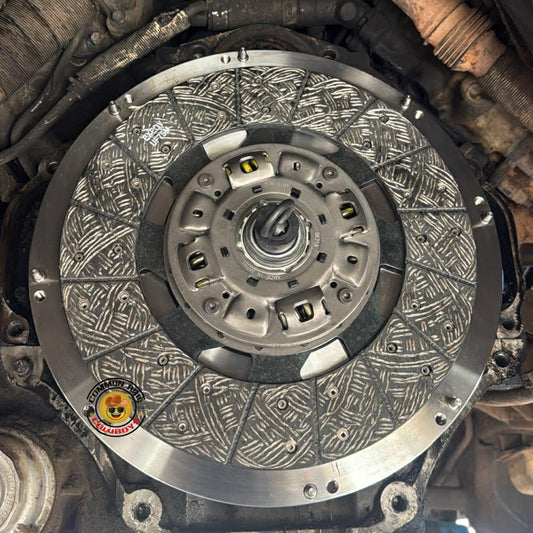 Heavy-duty NPC clutch for Land Cruiser 76/78/79 Series, rated for 1600 nm torque, showcasing the durable clutch component.