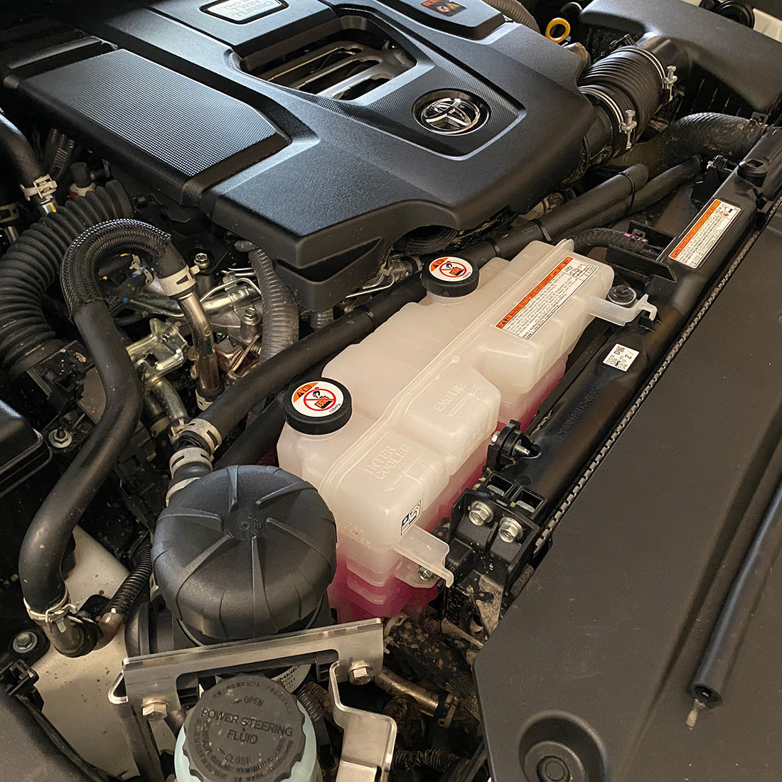 Land Cruiser 300 Series Pre-Filter + Catch Can - Combo Kit - Common Rail Cowboys