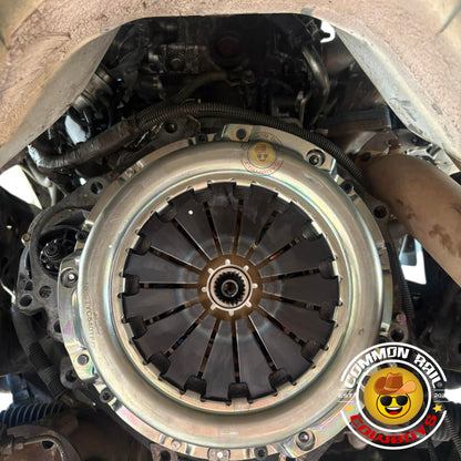 NPC Hilux N70 clutch kit with 850NM capacity, showing the clutch plates and pressure plate for Toyota Hilux N70.